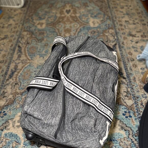 VS Pink Suitcase Duffle bag - Picture 2 of 6